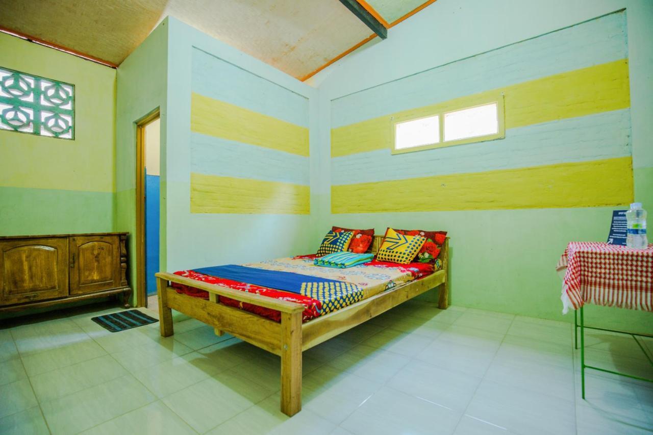 Gandrung Payungan Family Inn Banyuwangi  Εξωτερικό φωτογραφία