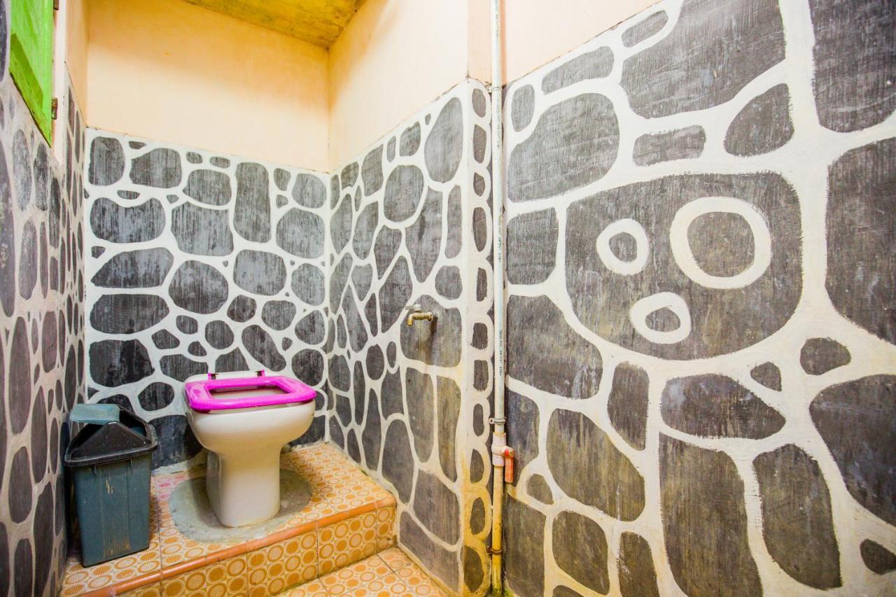 Gandrung Payungan Family Inn Banyuwangi  Εξωτερικό φωτογραφία